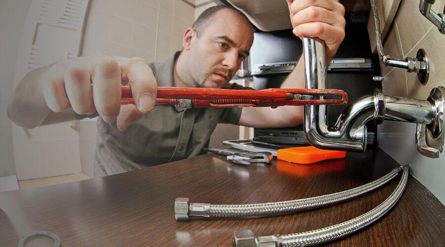 Local expert plumbing services in East Liverpool, OH